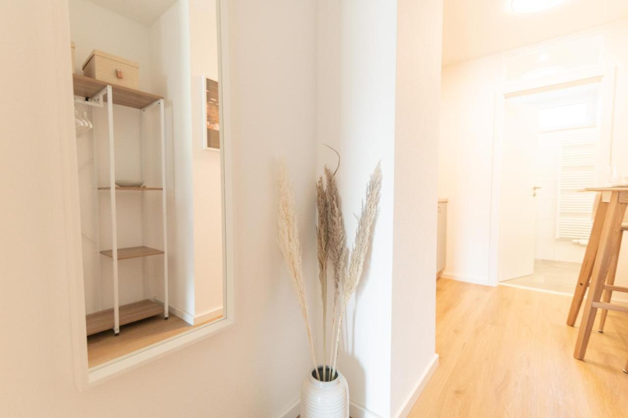 Peter Apartments - Apartment Mit Eigenem Eingang I 30Qm I Zentrale Lage I Bad I Kueche I Terrasse I Tv Fulda Zewnętrze zdjęcie