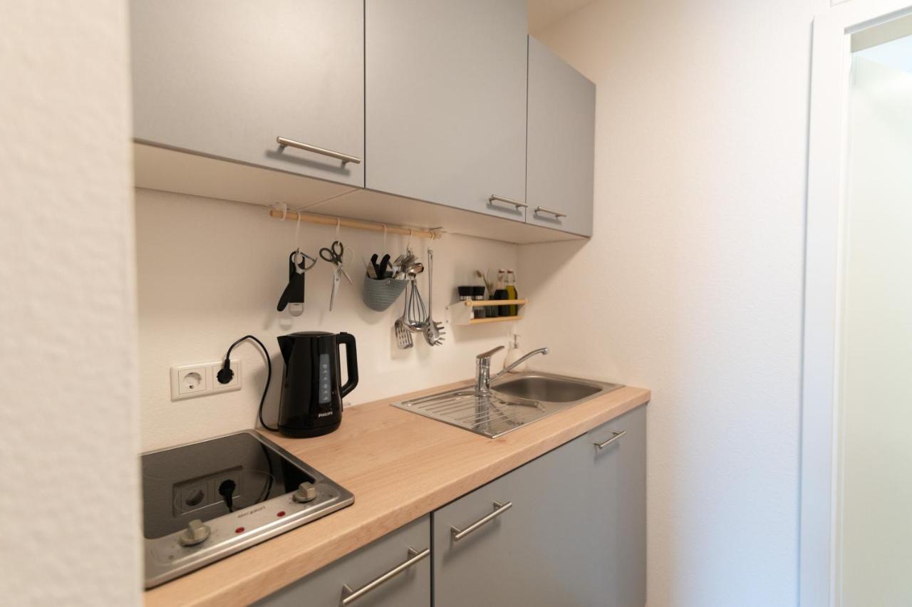 Peter Apartments - Apartment Mit Eigenem Eingang I 30Qm I Zentrale Lage I Bad I Kueche I Terrasse I Tv Fulda Zewnętrze zdjęcie